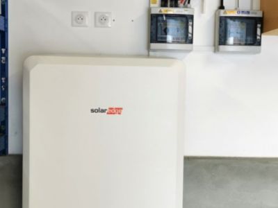 SolarEdge SE8000H + Batterie ENERGY-BANK10kWh