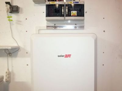 SolarEdge SE10000H + Batterie ENERGY-BANK10kWh